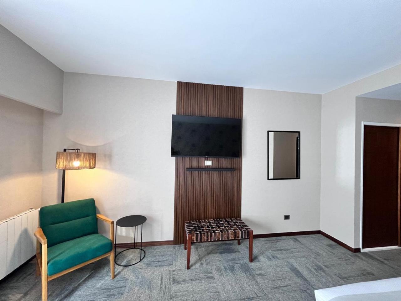 Cerro Calafate Hotel เอลกาลาฟาเต ภายนอก รูปภาพ